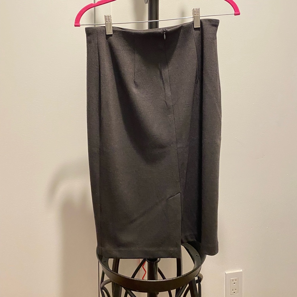 Straight pencil MIDI skirt